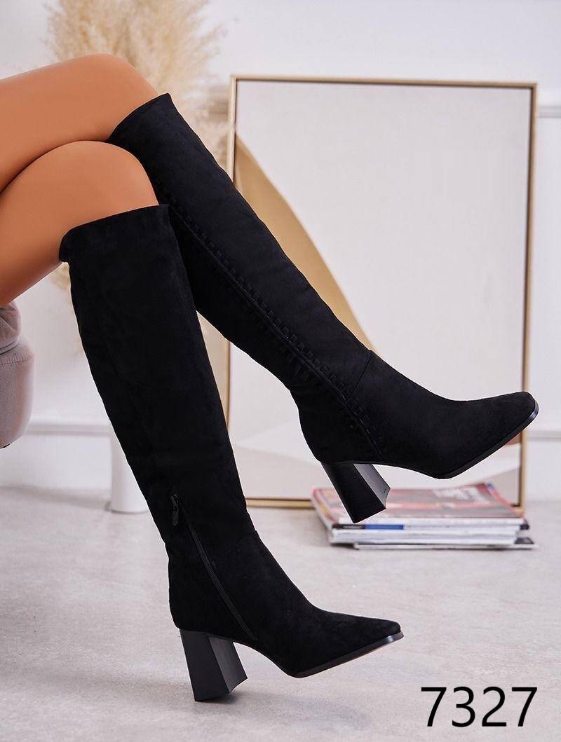 Kozaki damskie Roz 36-41/ 12 par